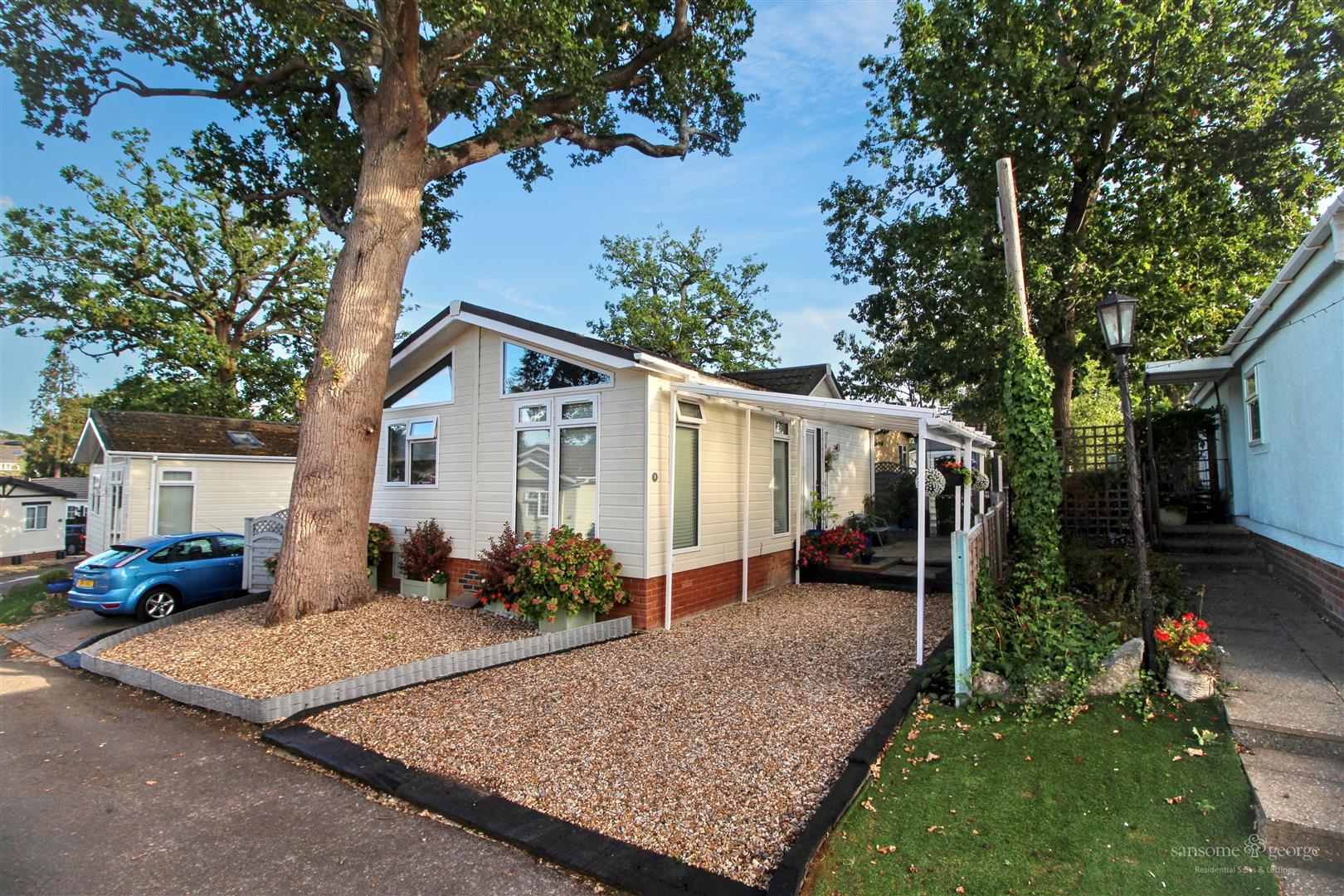 Second Avenue, Garston Park, Tilehurst